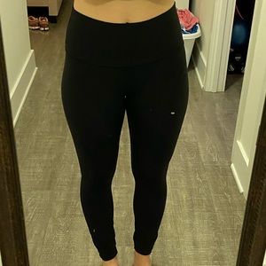 Lululemon Wunder under tights
